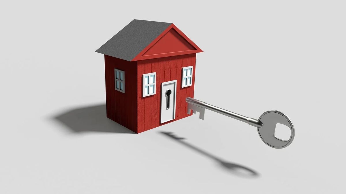 red-house-and-key